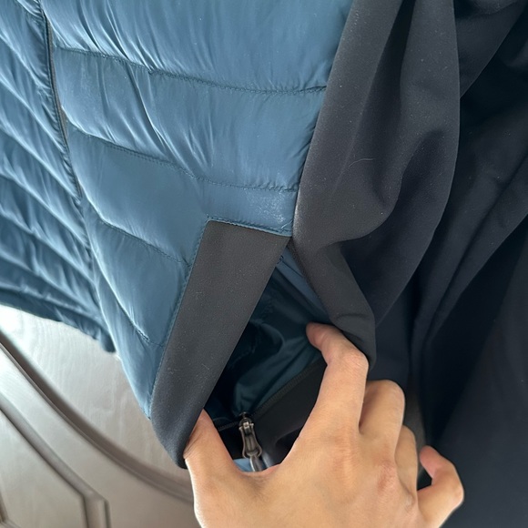 32 Degrees Heat Women’s Blue Puffer Jacket Ribbed Panel Sleeves Lightweight - Picture 6 of 7